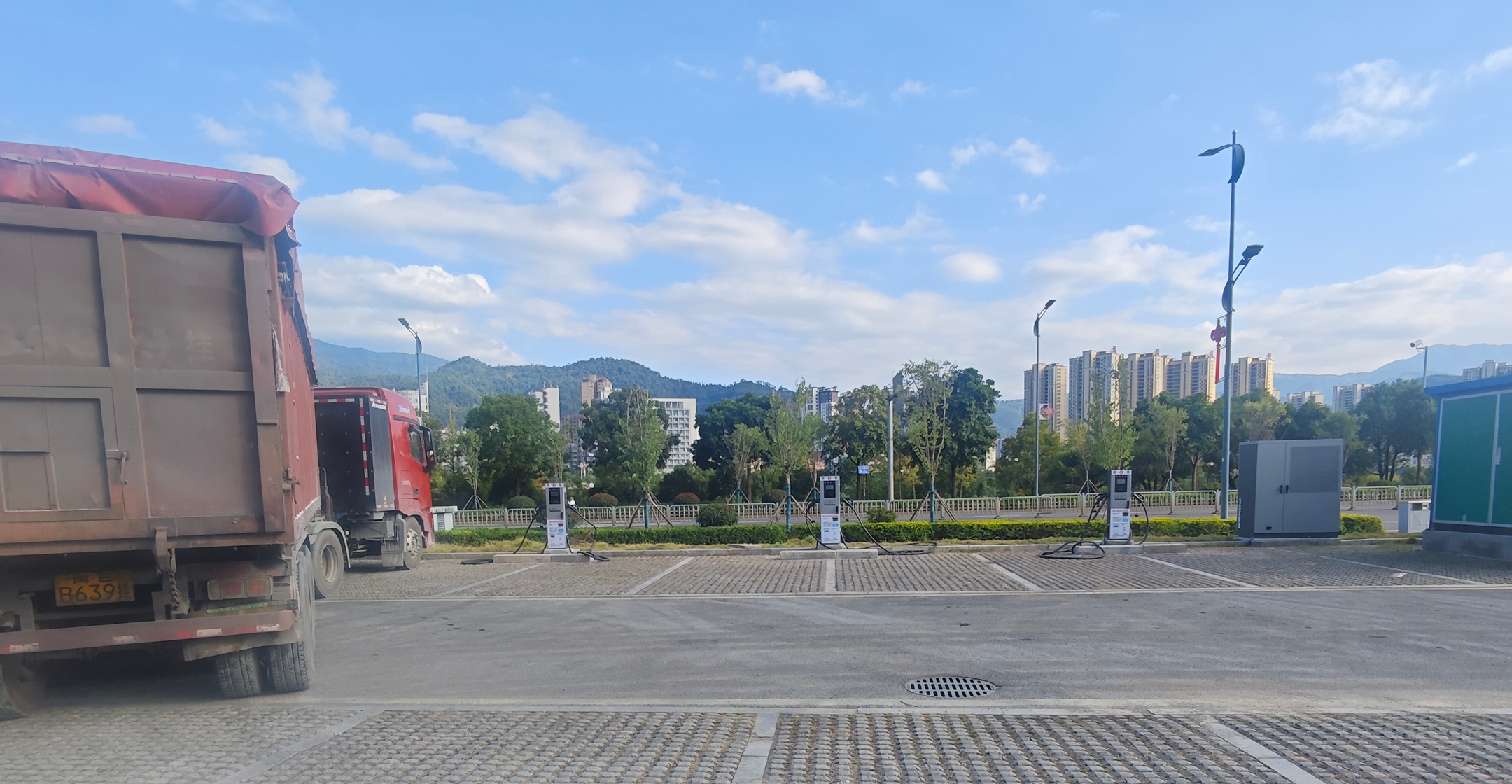 南京能瑞携手福州车易 打造三明市重卡补能新枢纽